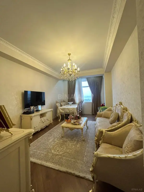 Satılır 2 otaqlı mənzil 100 m²