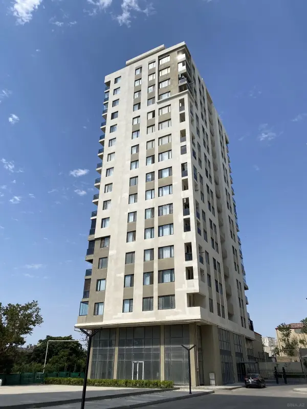 Satılır 4 otaqlı mənzil 150 m²