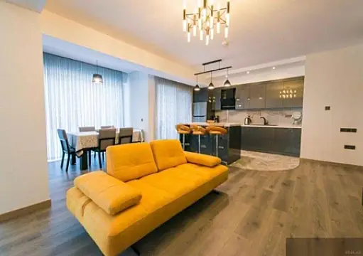 Kirayə verilir 3 otaqlı mənzil 130 m² — Bakı, Xətai 3 otaq 130.00 m²