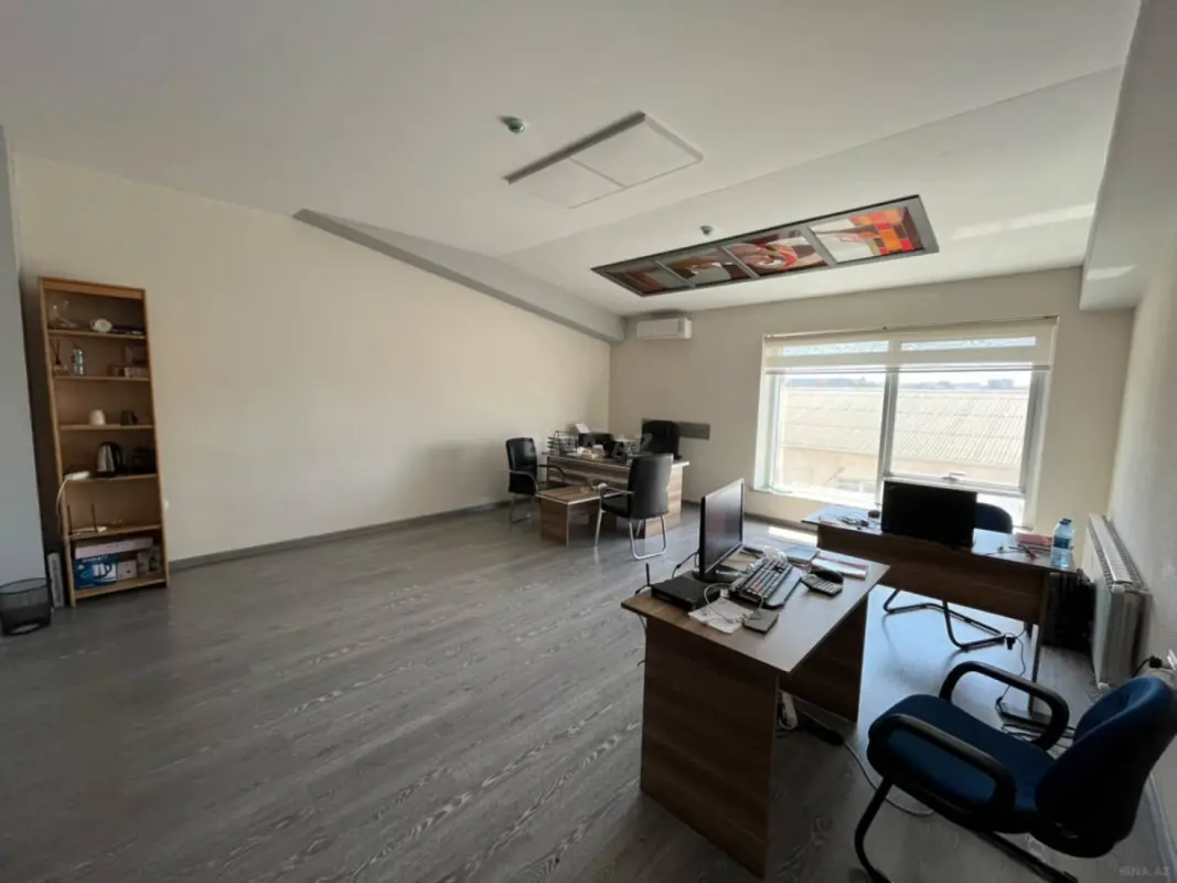 Kirayə verilir 1 otaqlı ofis 40 m²