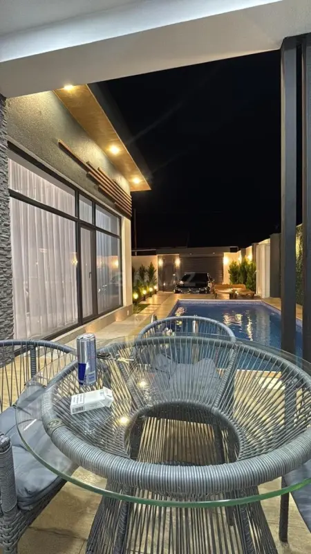 Kirayə verilir 5 otaqlı həyət evi 240 m²