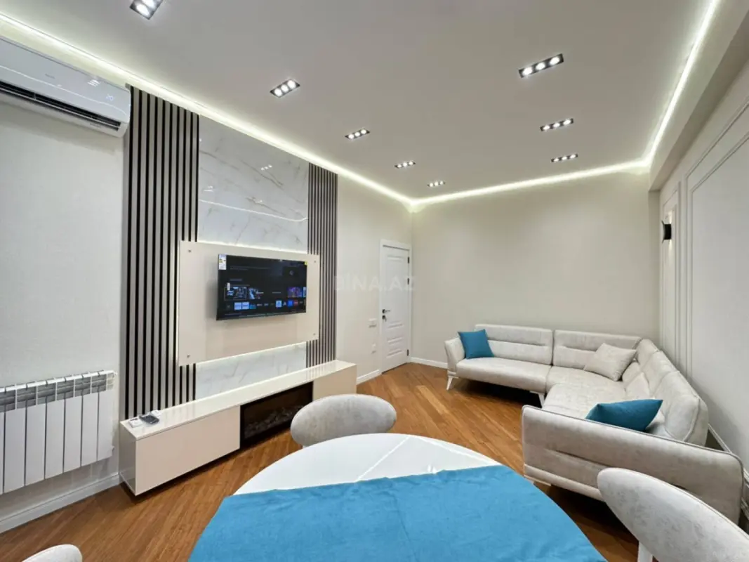 Satılır 2 otaqlı mənzil 60 m²