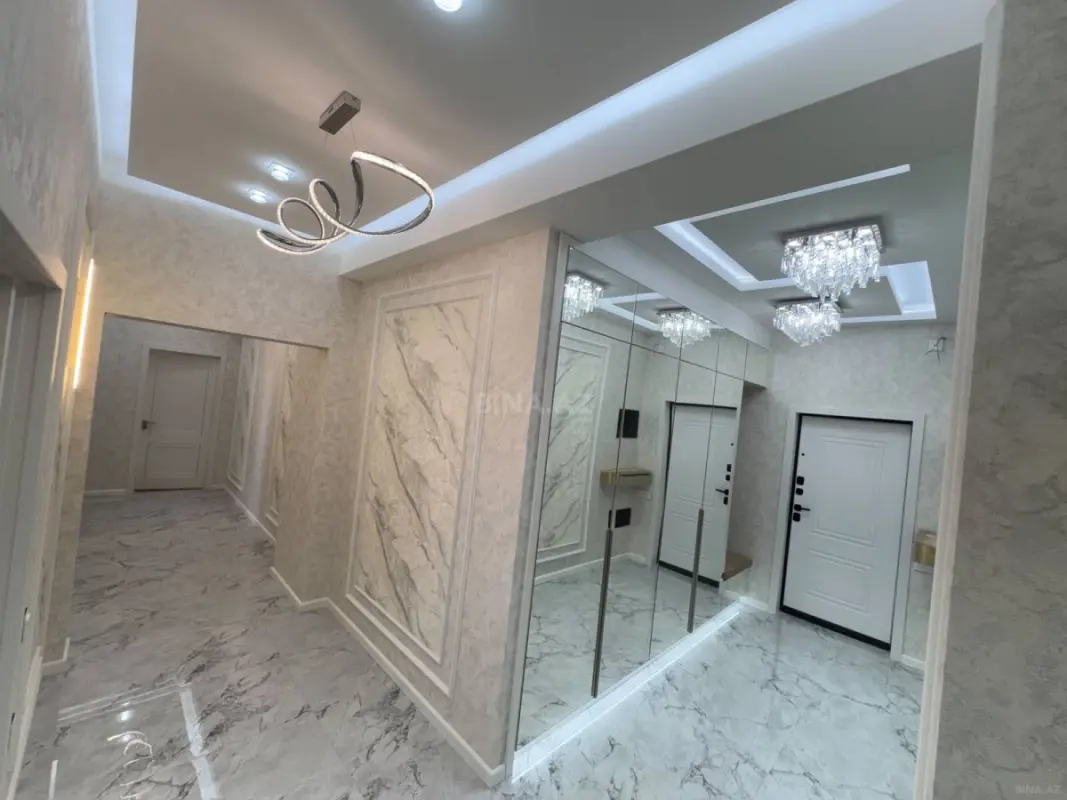 Satılır 3 otaqlı mənzil 120 m²