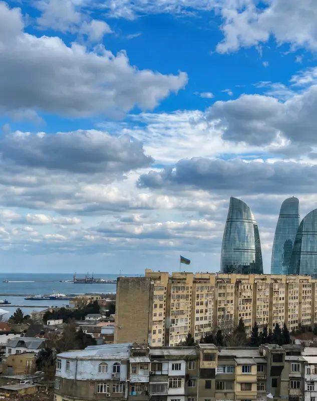 Satılır 3 otaqlı mənzil 160 m²