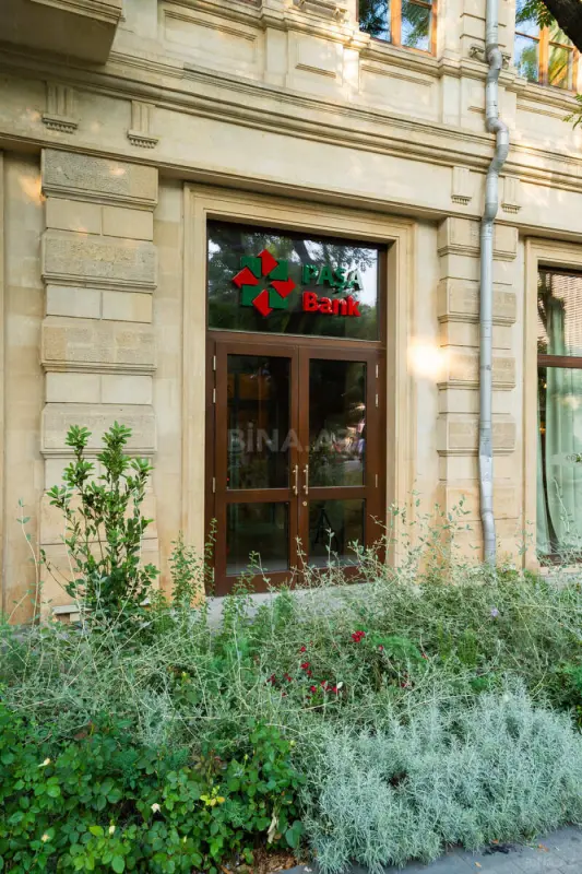 Kirayə verilir obyekt 2488 m²