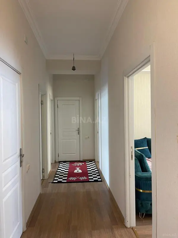 Satılır 4 otaqlı mənzil 99 m²