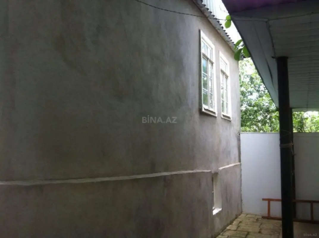 Satılır 5 otaqlı həyət evi 190 m²