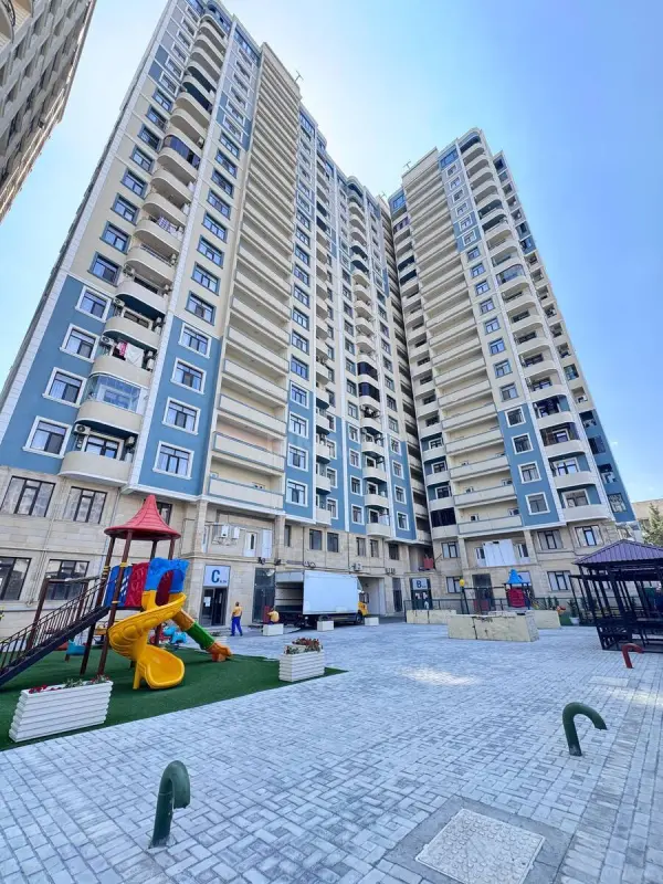 Satılır 2 otaqlı mənzil 67 m²