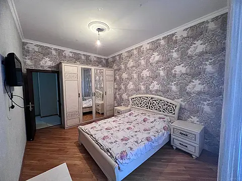 Kirayə verilir 2 otaqlı mənzil 95 m² — Bakı, Memar Əcəmi yanı 2 otaq 95.00 m²