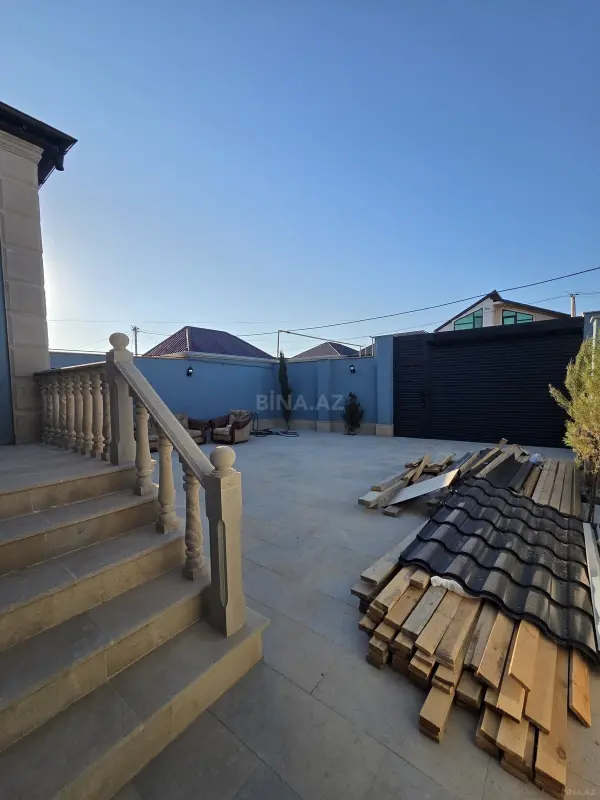 Satılır 4 otaqlı həyət evi 132 m²