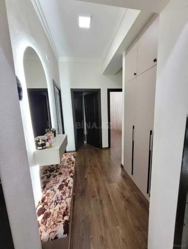 Satılır 2 otaqlı mənzil 56 m²