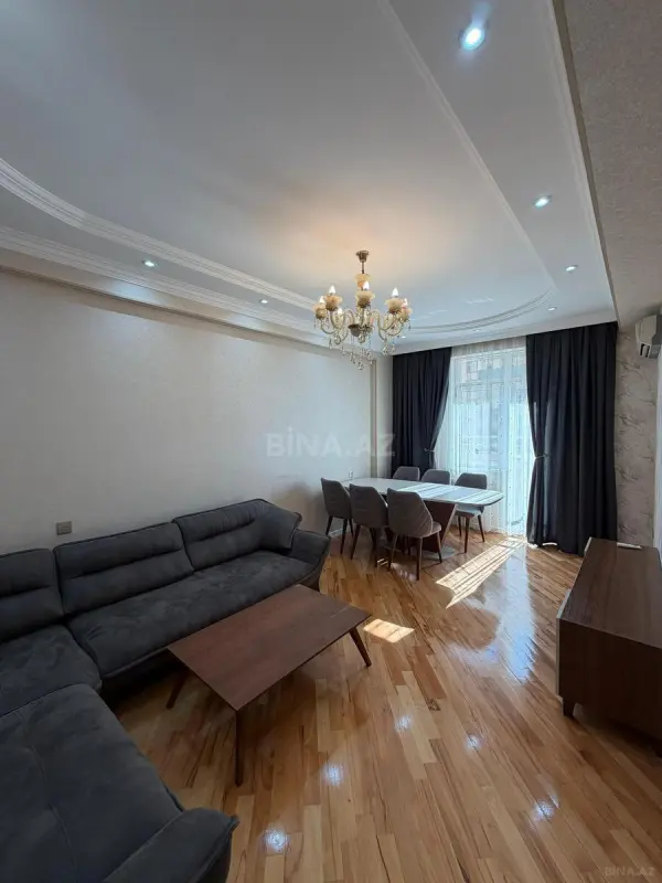 Satılır 3 otaqlı mənzil 88 m²