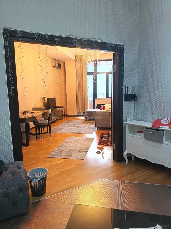 Satılır 2 otaqlı mənzil 85 m²