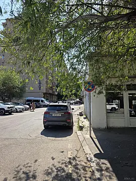 Kirayə verilir obyekt 30 m² — Bakı, Memar Əcəmi yanı 30.00 m²