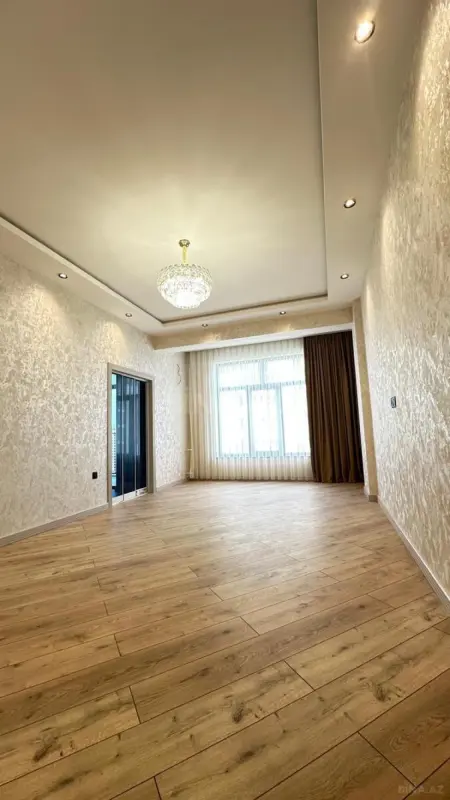 Satılır 2 otaqlı mənzil 75 m²