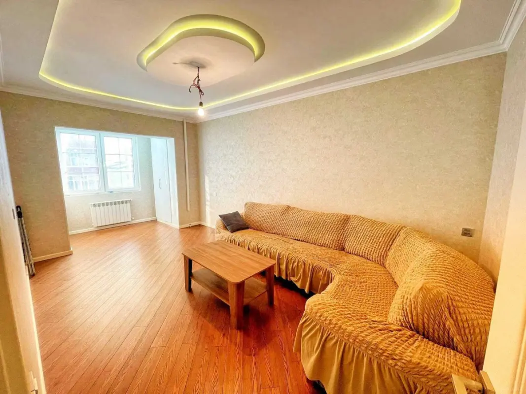Satılır 2 otaqlı mənzil 68 m²