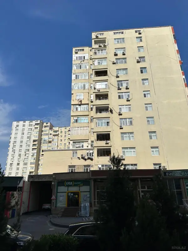 Satılır 3 otaqlı mənzil 104 m²