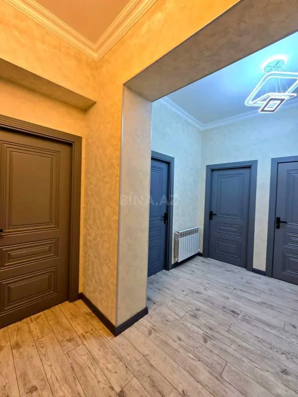 Satılır 2 otaqlı mənzil 64 m²