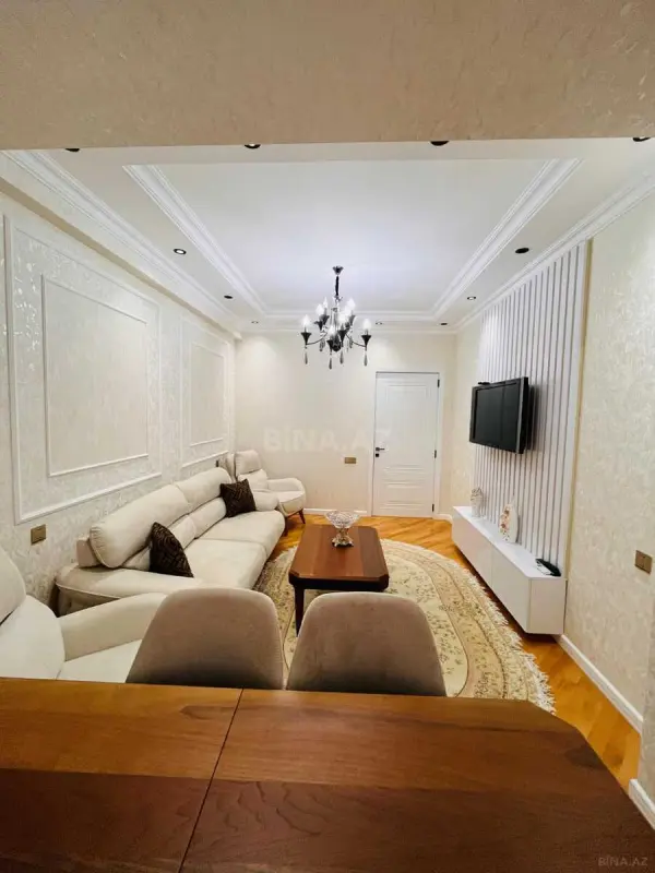 Satılır 3 otaqlı mənzil 115 m²