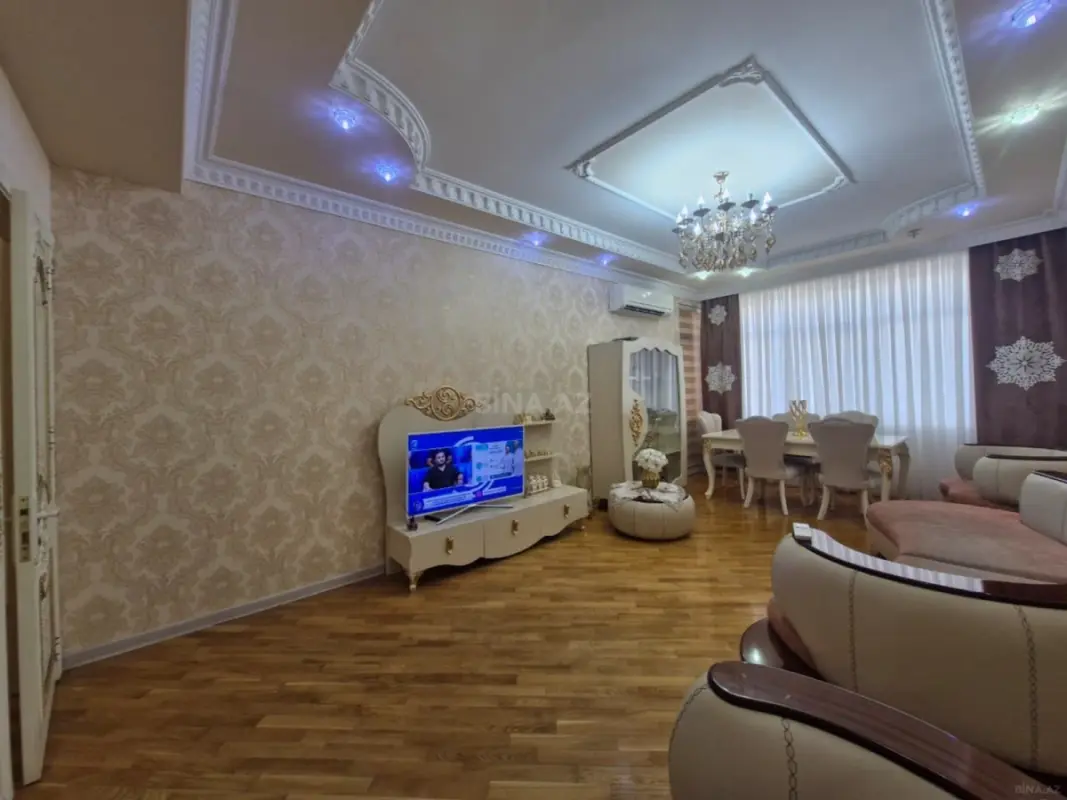 Satılır 3 otaqlı mənzil 98.5 m²