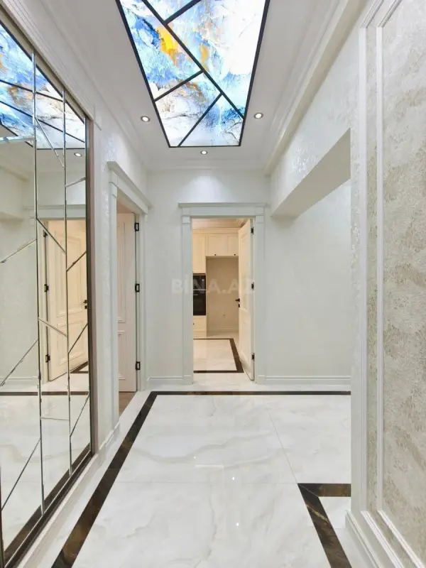 Satılır 3 otaqlı mənzil 96 m²
