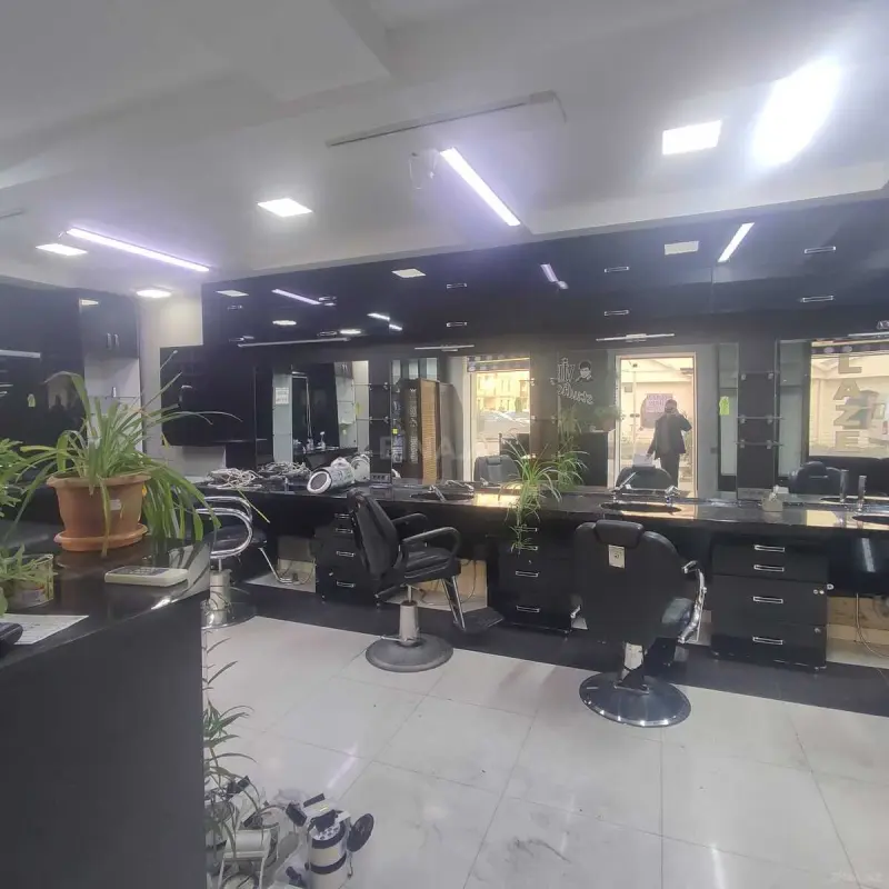 Kirayə verilir obyekt 80 m²