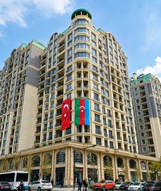 Satılır 3 otaqlı mənzil 114 m²