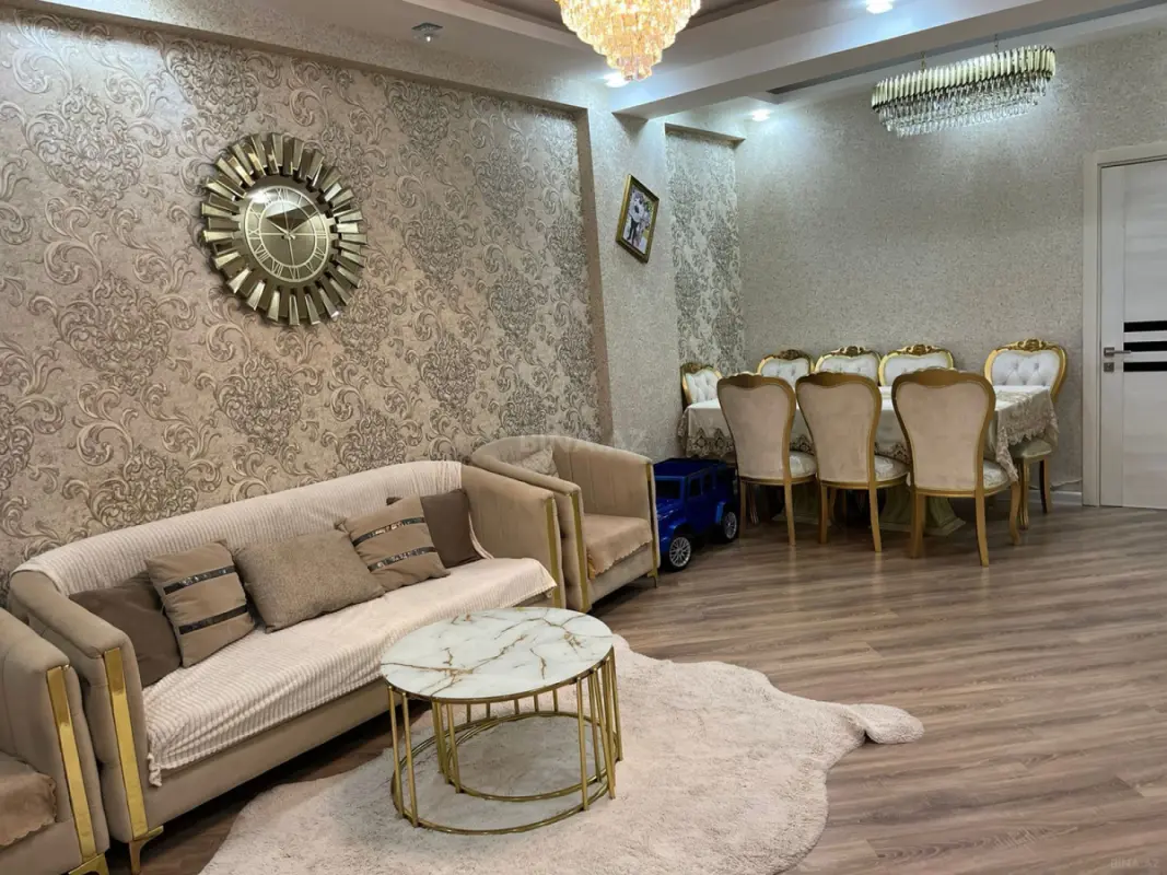Satılır 2 otaqlı mənzil 73 m²