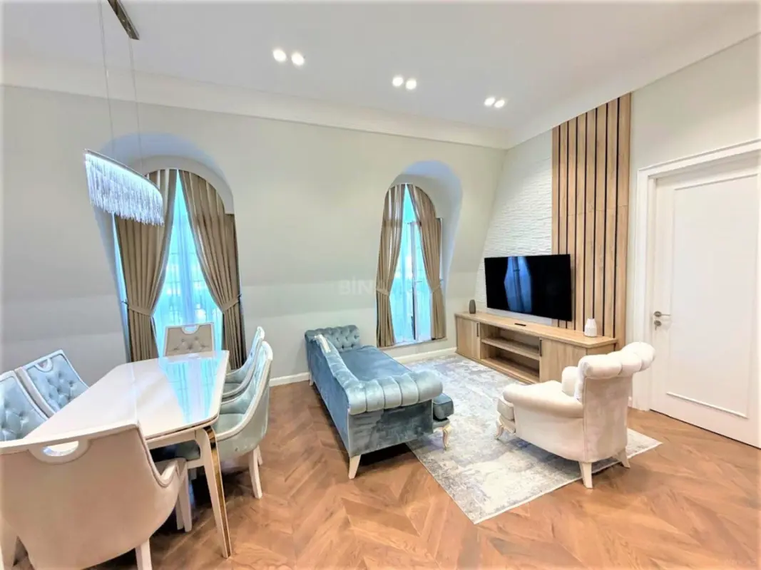 Kirayə verilir 3 otaqlı mənzil 110 m²
