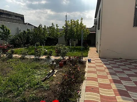 Satılır 3 otaqlı həyət evi 145 m² — Bakı, M.Ə.Rəsulzadə qəs. 3 otaq 145.00 m²