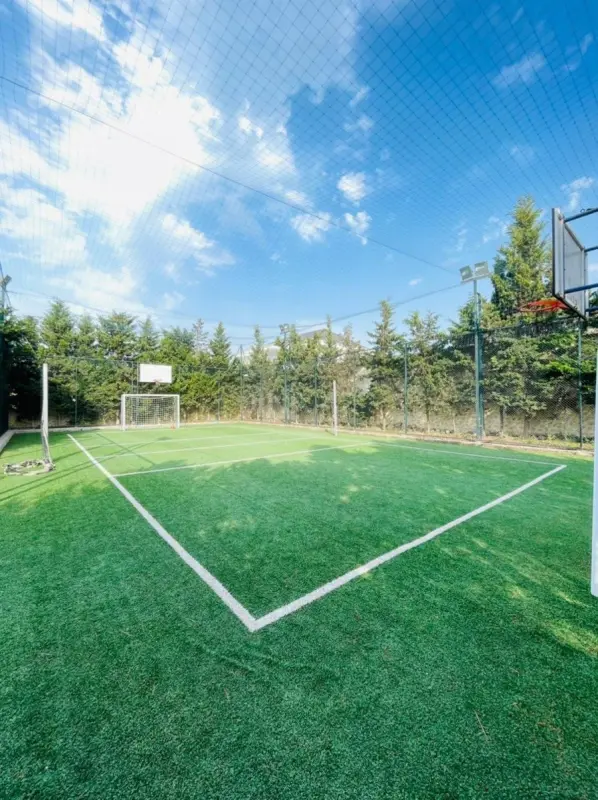 Kirayə verilir 6 otaqlı həyət evi 500 m²