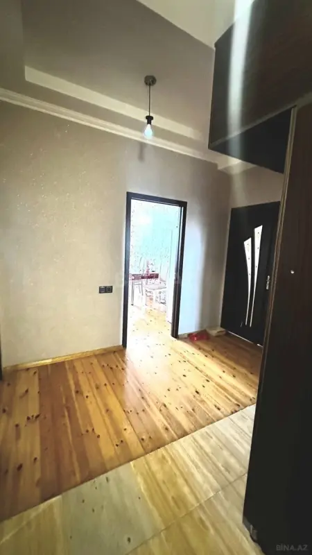 Satılır 2 otaqlı mənzil 73 m²