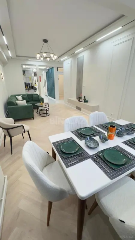 Satılır 3 otaqlı mənzil 91 m²