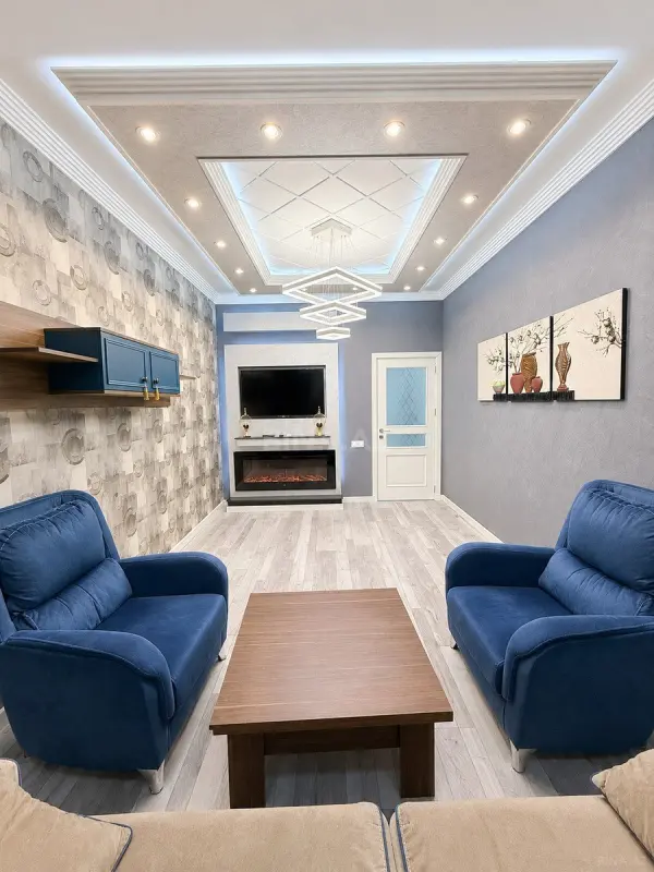 Kirayə verilir 2 otaqlı mənzil 80 m²