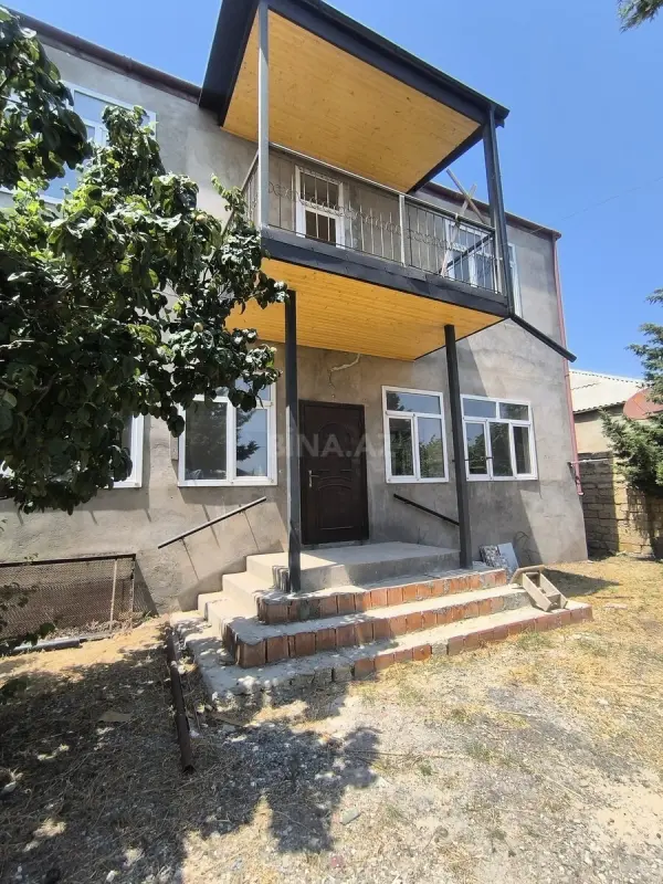 Satılır 5 otaqlı həyət evi 260 m²