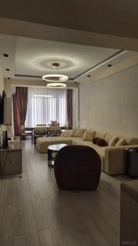 Satılır 3 otaqlı mənzil 140 m²