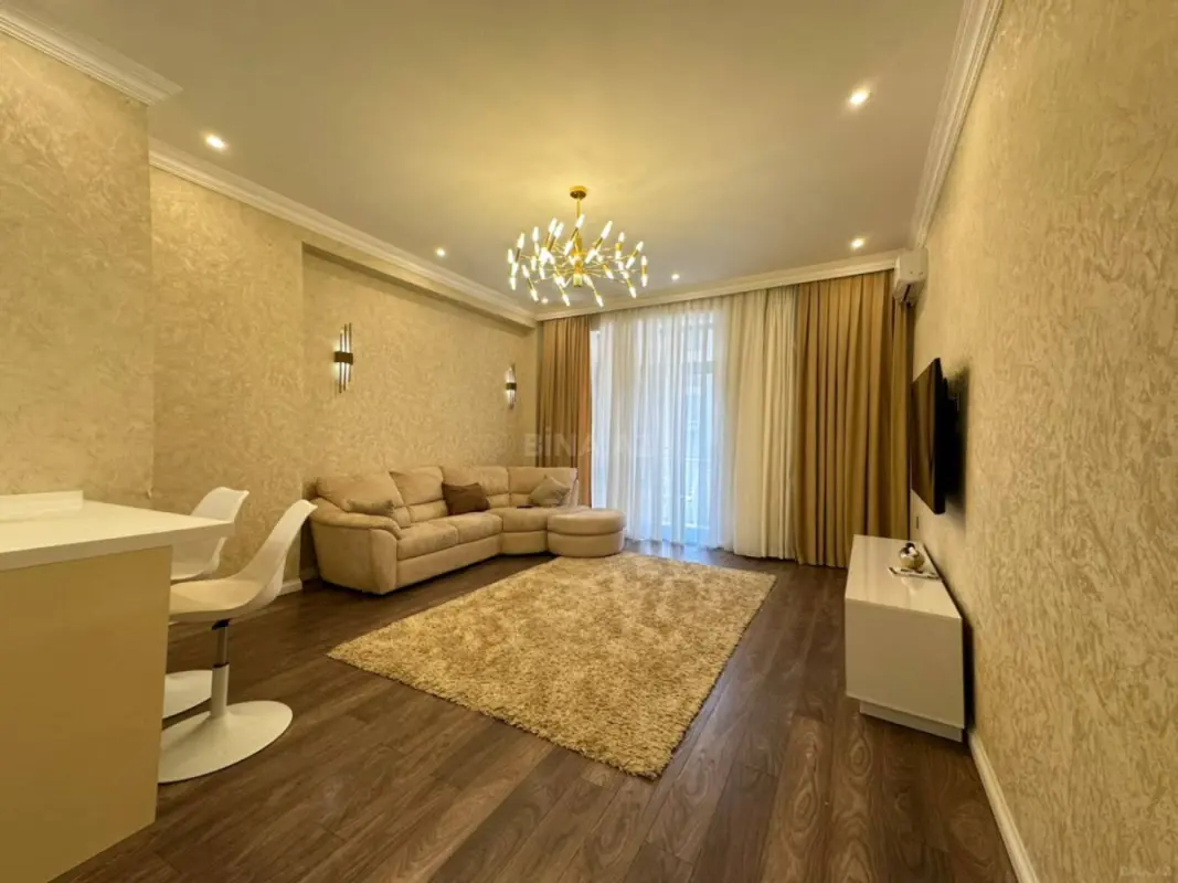 Satılır 3 otaqlı mənzil 100 m²