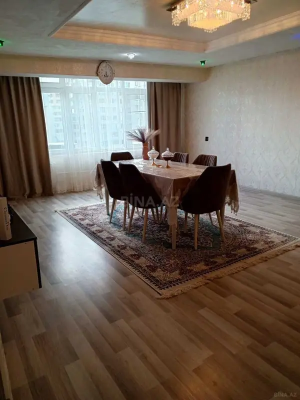 Satılır 3 otaqlı mənzil 100 m²