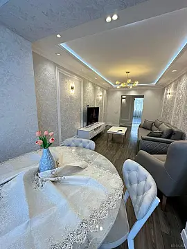 Kirayə verilir 3 otaqlı mənzil 120 m² — Bakı, Sahil qəs. 3 otaq 120.00 m²