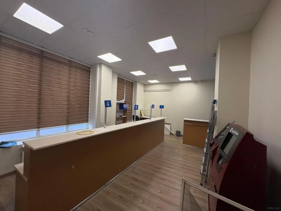 Satılır obyekt 142 m²