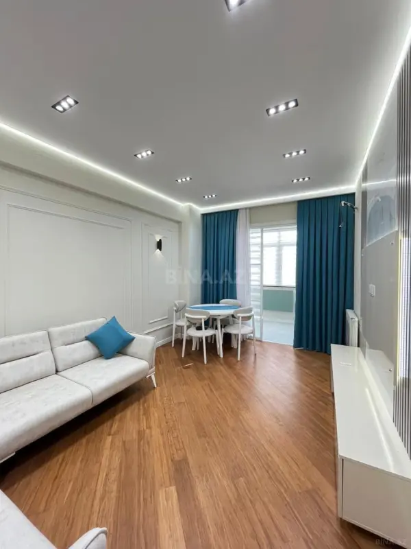 Satılır 2 otaqlı mənzil 60 m²