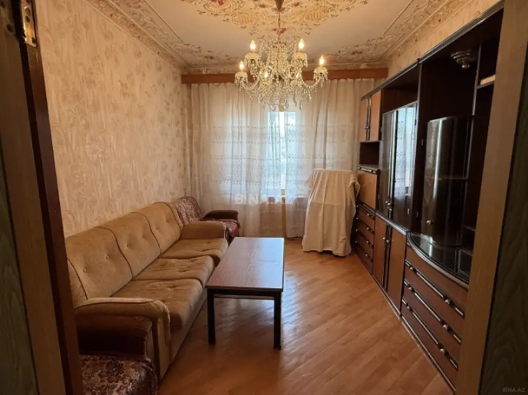 Satılır 5 otaqlı mənzil 125 m²