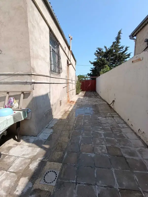 Satılır 4 otaqlı həyət evi 100 m²