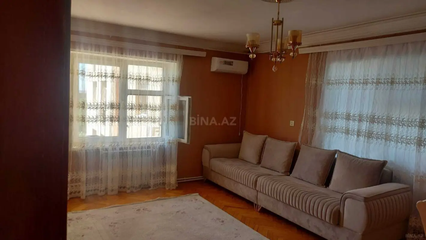 Satılır 2 otaqlı mənzil 75 m²