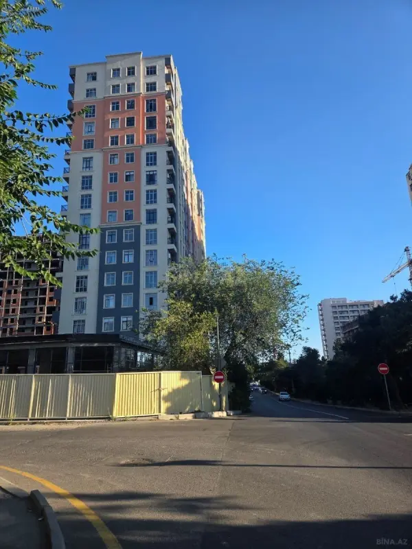 Satılır 3 otaqlı mənzil 95 m²