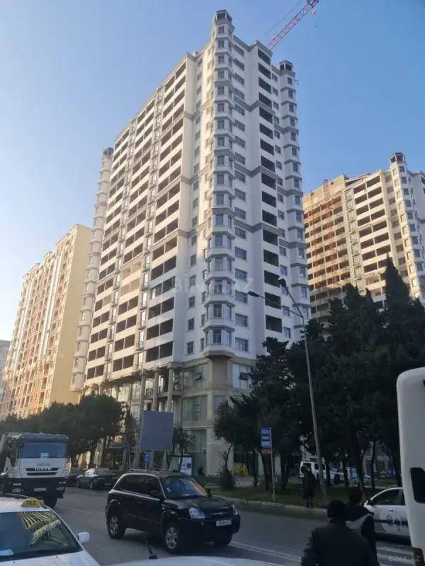 Satılır 2 otaqlı mənzil 70 m²
