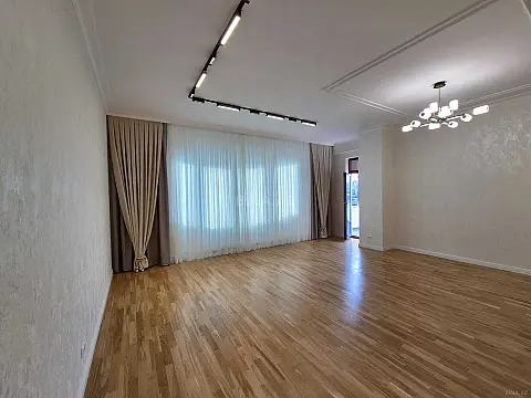 Satılır 3 otaqlı mənzil 153 m² — Bakı 3 otaq 153.00 m²