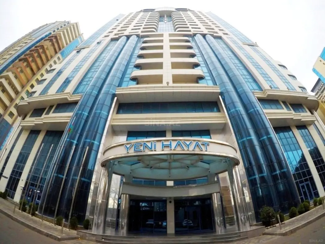 Satılır 3 otaqlı mənzil 153 m²