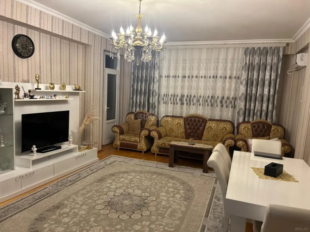 Kirayə verilir 2 otaqlı mənzil 95 m²