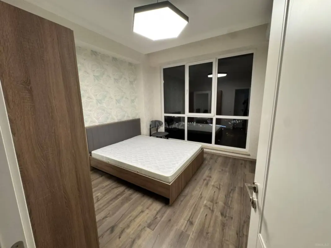 Kirayə verilir 4 otaqlı mənzil 80 m²